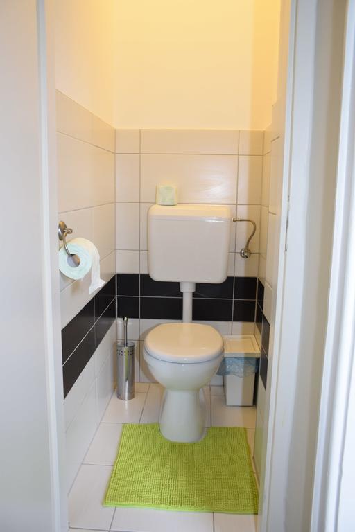 Nádor Apartman Appartamento Győr Esterno foto