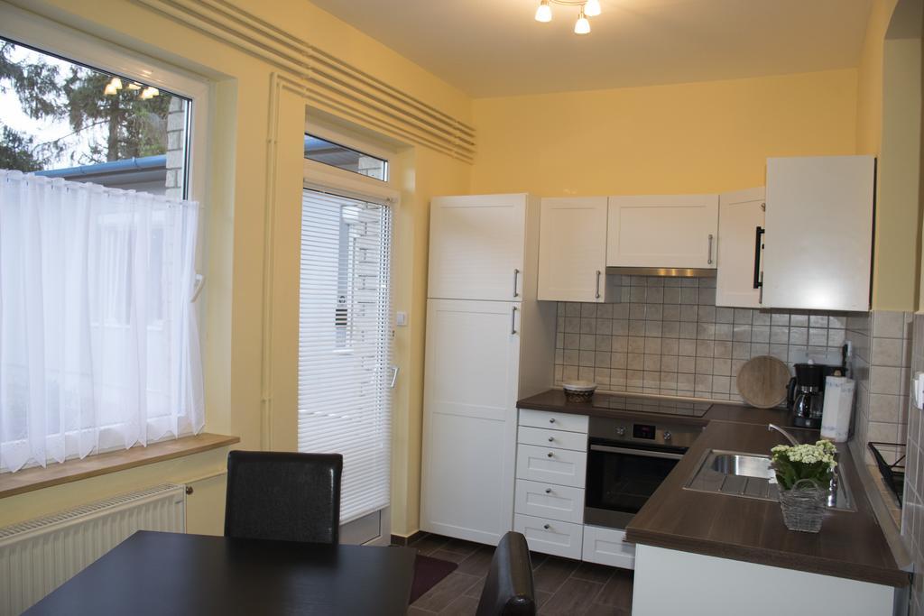 Nádor Apartman Appartamento Győr Esterno foto